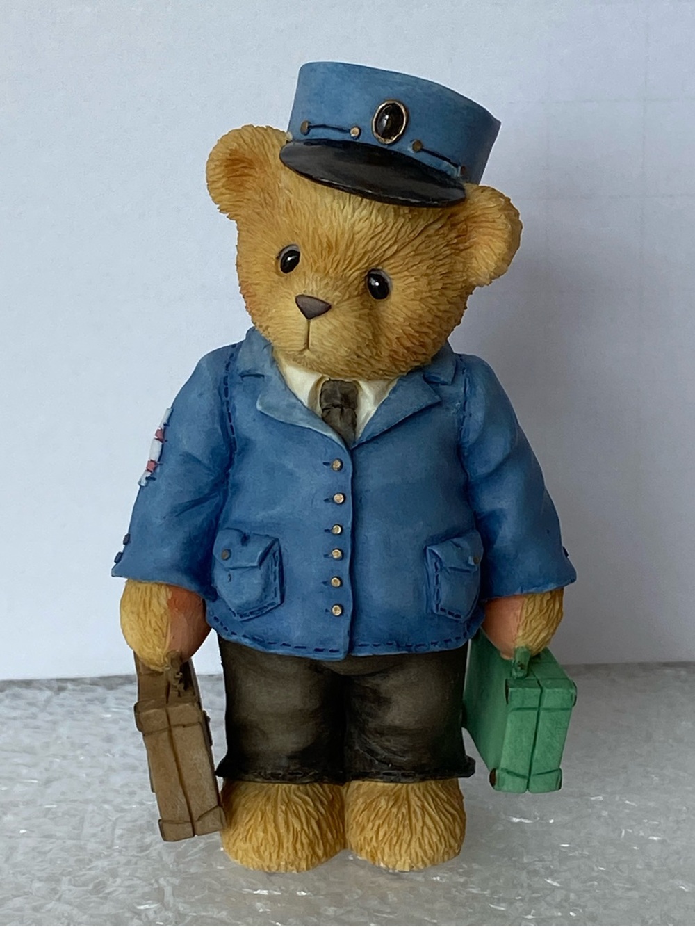 Enesco 1997 Cherished Teddies Lloyd Train
Conductor Collector's Club Figurine